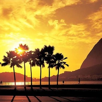 Pôr do Sol na Enseada das Estrelas